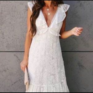VICI COLLECTION White Lace Maxi Dress